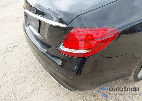 2017 Mercedes-Benz E 300 from USA, damaged, VIN WDDZF4JB4HA068472